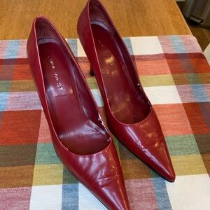 Nine West Women's Burgundy Heels